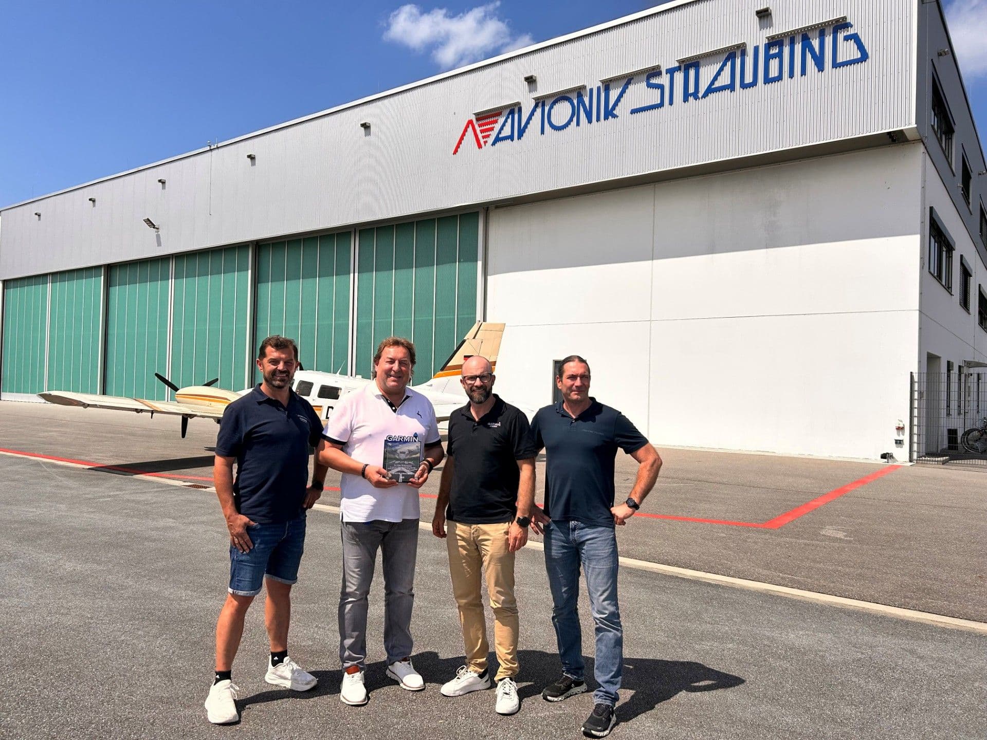 Garmin zeichnet Avionik Straubing mit dem Platinum Award aus